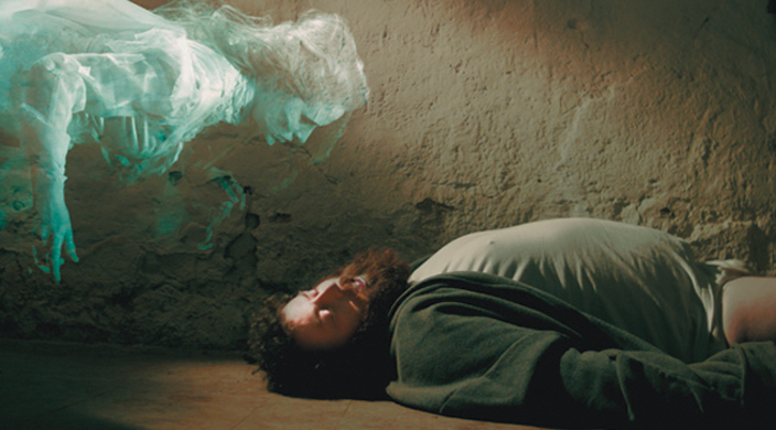 Strangers in the night de Conor McMahon © DR